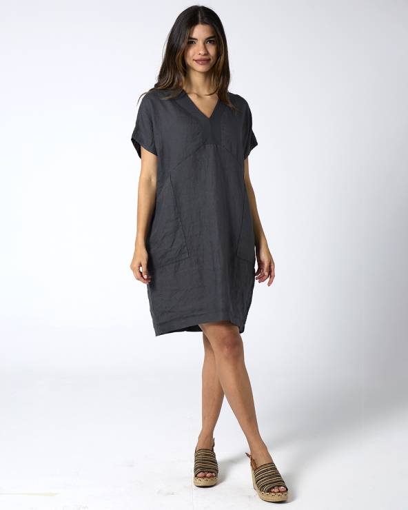 Vestido geométrico con escote en v