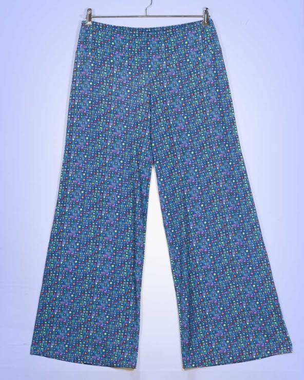 pantalons de punt ample i estampat.