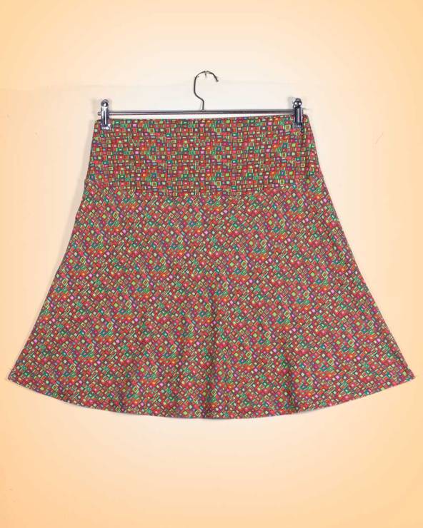 Mini falda de punto estampada en colores.