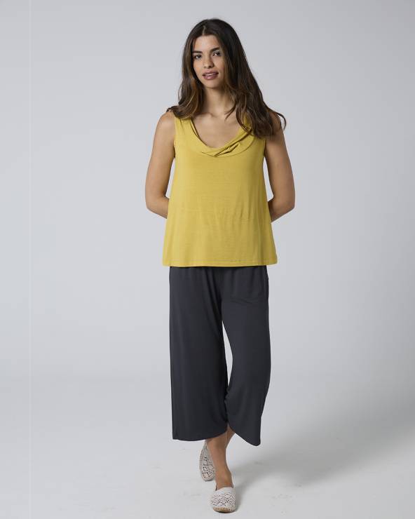 look estiuenc amb pantaló pirata