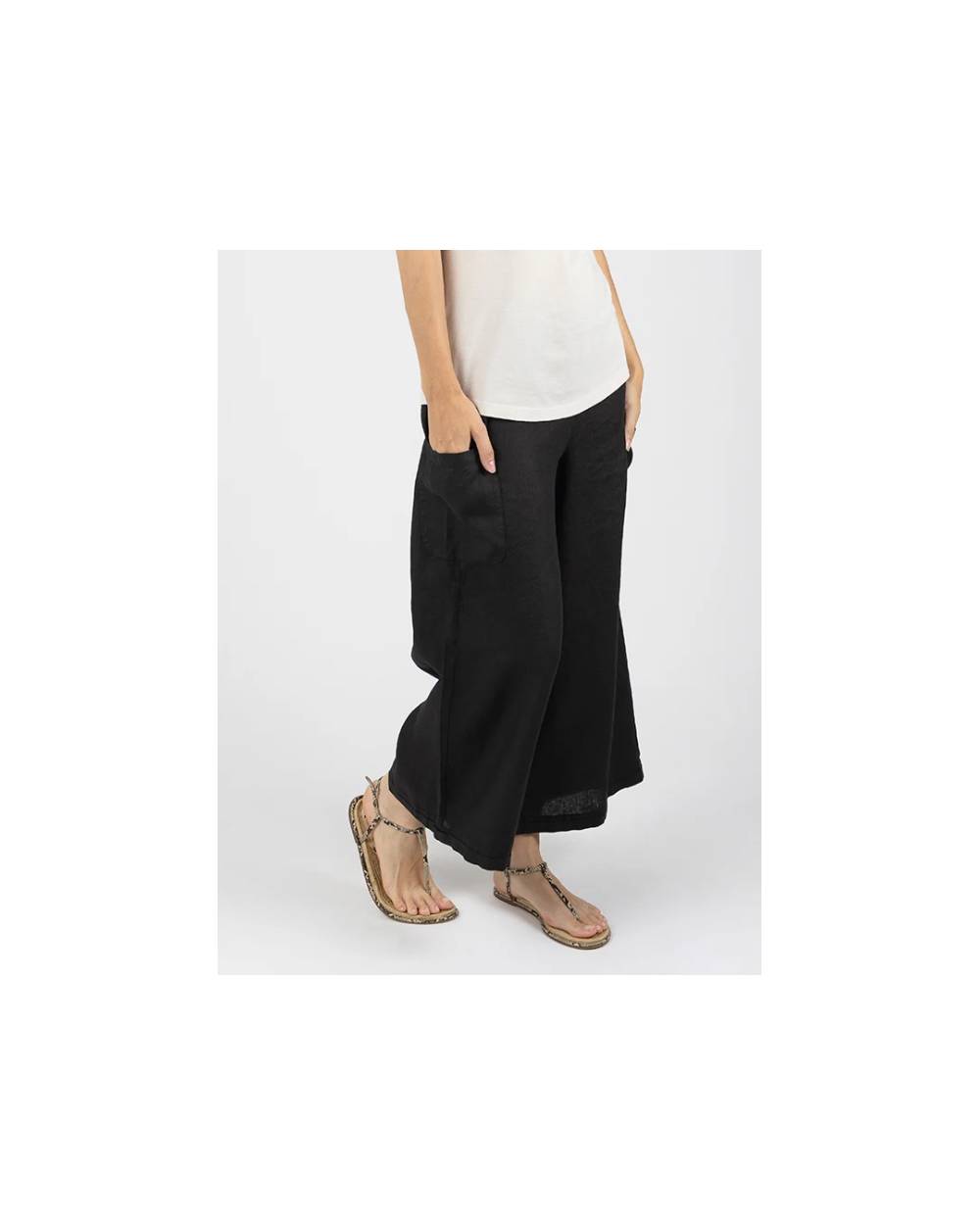 Pantaló pirata negre de lli. Marca fete