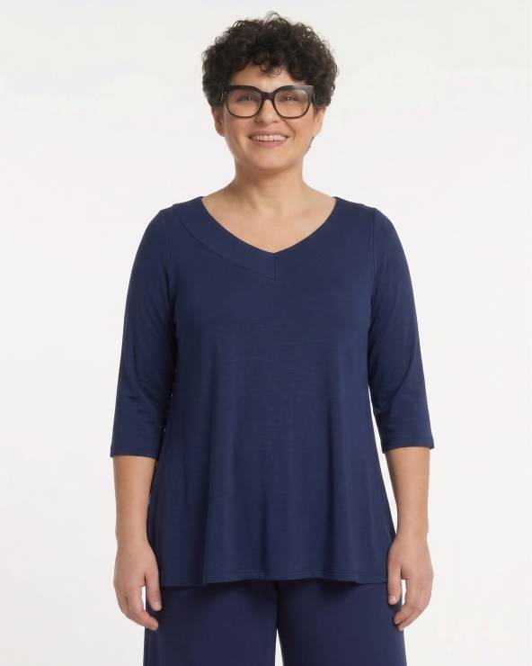 Camiseta de cuello en pico y manga frances color marino