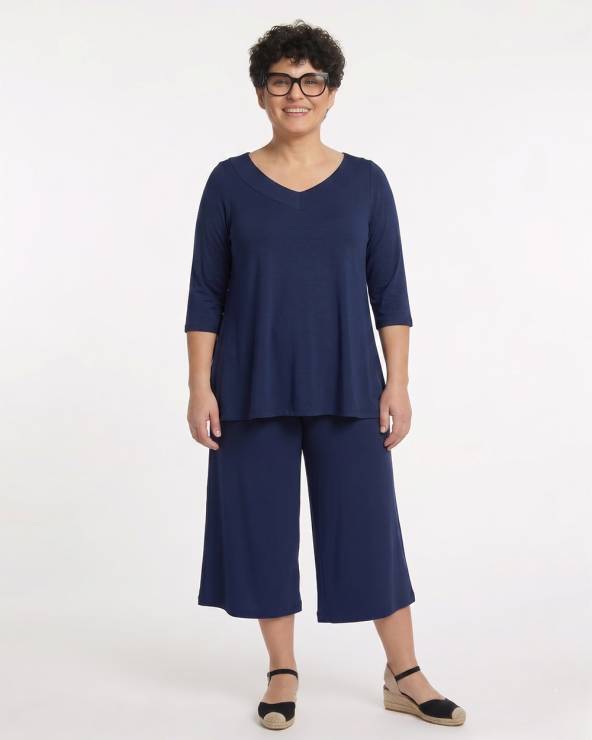 Conjunto de viscosa azul marino