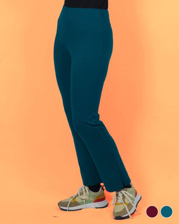 Pantalón estrecho de punto