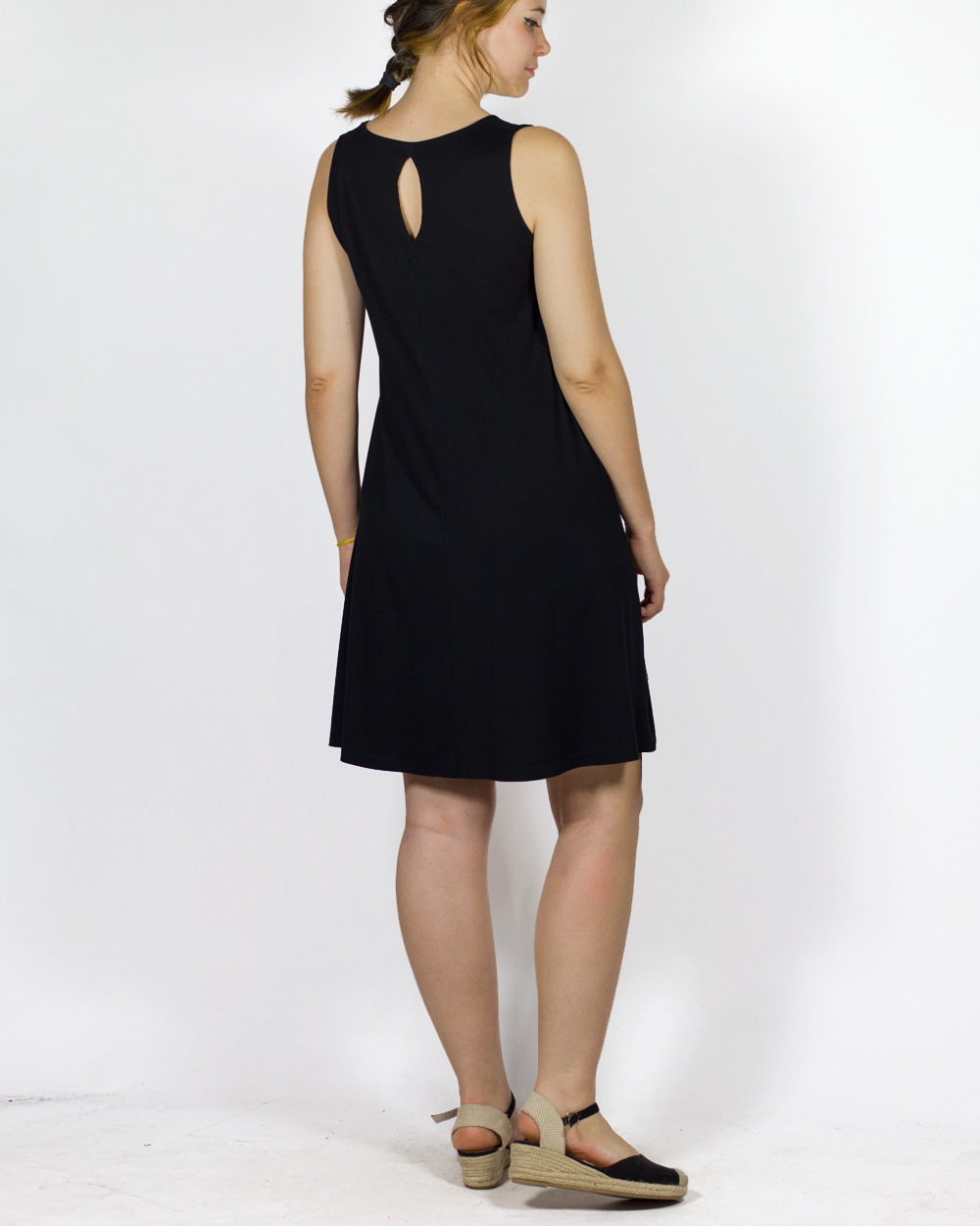 VESTIDO NEGRO VENECIA
